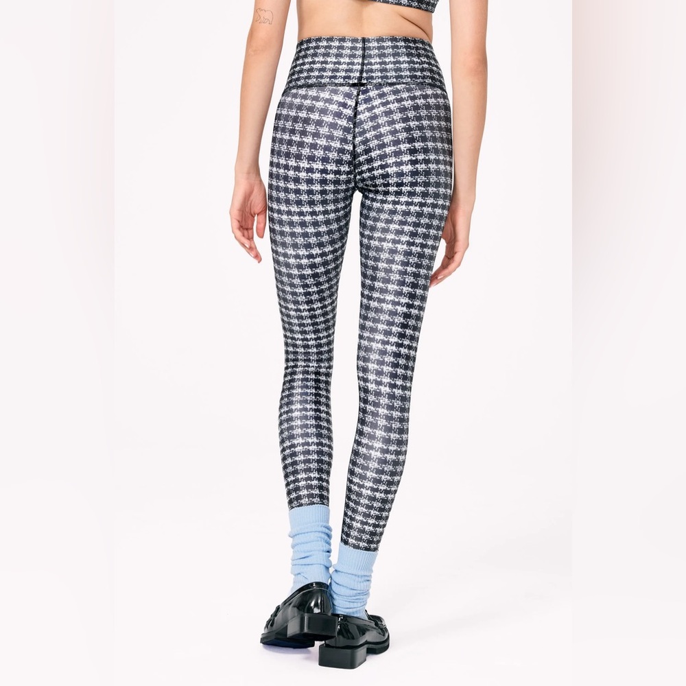Terez HI-SHINE SCOOP NECK BRA (S) & LEGGINGS (XS) HOUNDSTOOTH - Picture 8 of 12